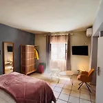 Town House 3* 파로